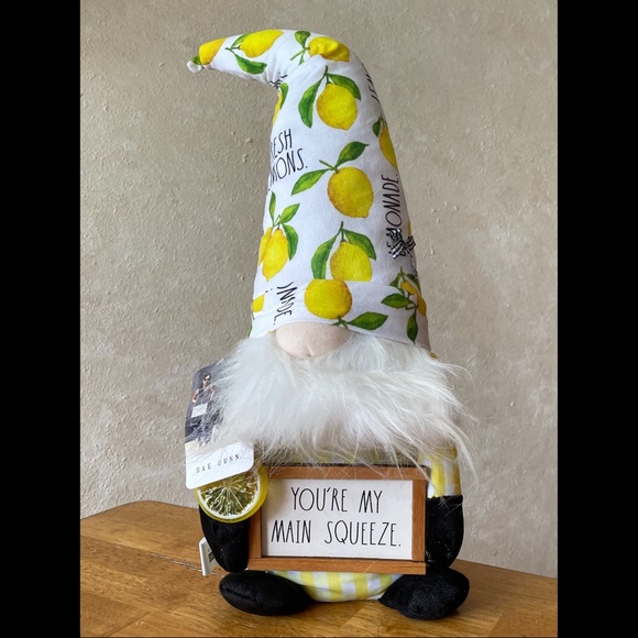 Rae Dunn YOU’RE MY MAIN SQUEEZE Lemon Design Gnome BRAND NEW!! - Picture 2 of 4